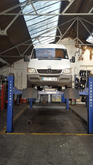 Essex MOT & Wheel Alignment Centre