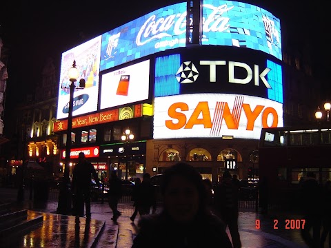 Piccadilly Circus