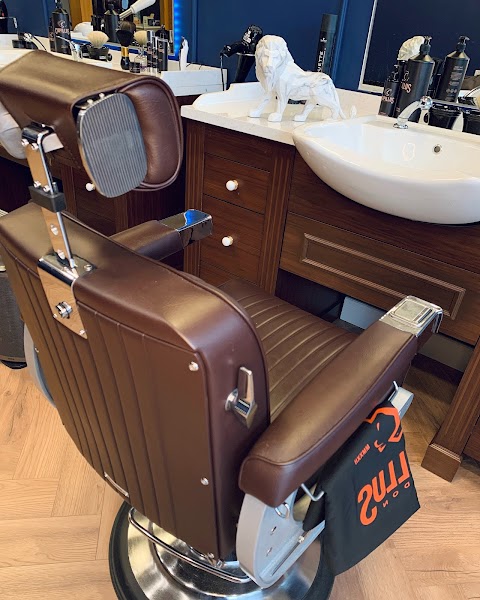 Capillus London | Male Grooming | Barnes Barber | Castelnau Barber