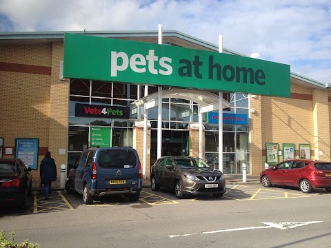 Pets at Home Llantrisant