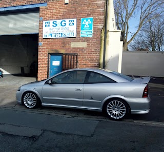 S & G Mot Centre