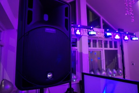 Vibe Wirral DJ Hire