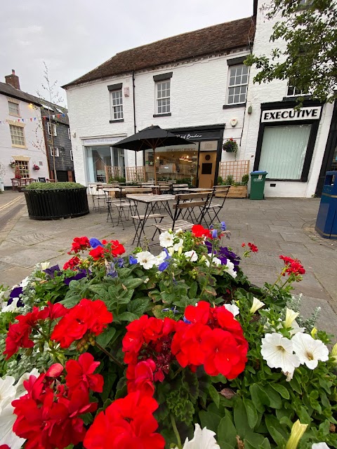 Two Brother's cafe and bruncherie