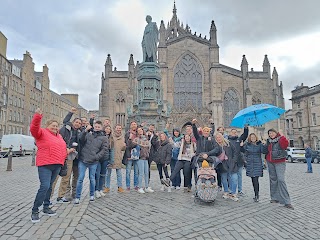 Clan Pascual Tours - Free Tour Edimburgo