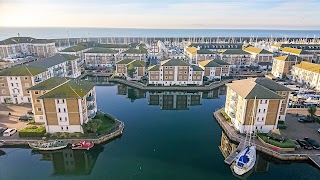 Seaview Apartment Brighton Marina