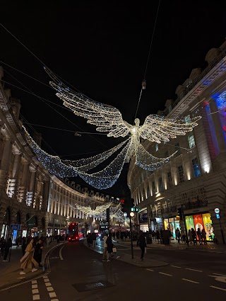 Piccadilly Circus