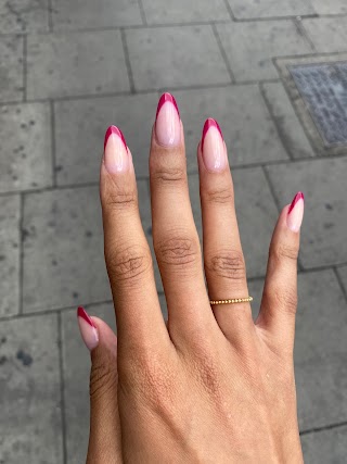 Vanity Nails & Beauty