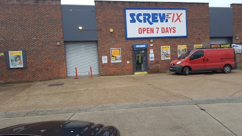 Screwfix Worthing