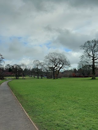 The Valley Parkway