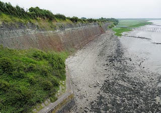 Aust Cliff & Beach