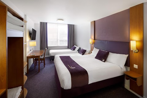 Premier Inn Caerphilly (Corbetts Lane) hotel