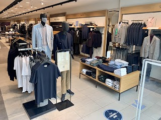 Moss Bros Romford