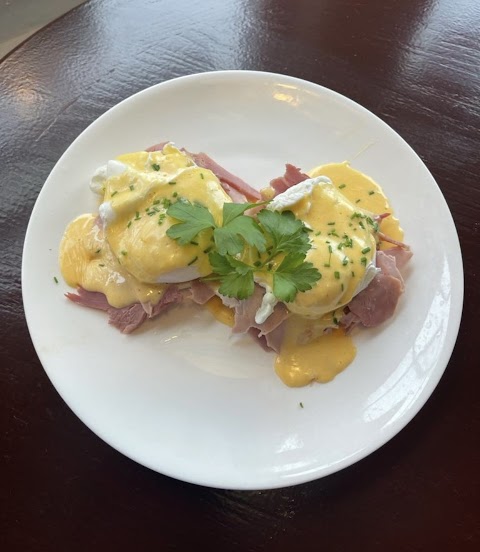 English Breakfast at The Emmbrook Inn Hotel Wokingham