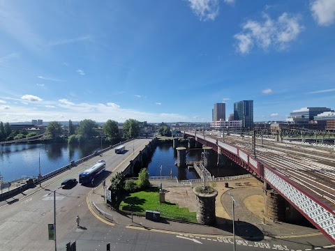 Leonardo Hotel Glasgow - Formerly Jurys Inn