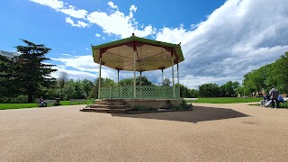 Pump Room Gardens