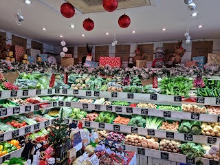 Grocer On The Green