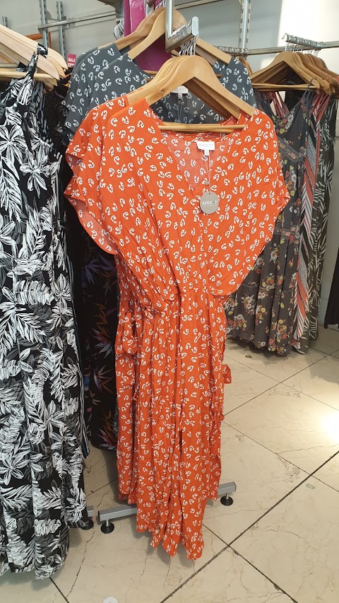 Apricot Clothing - Croydon