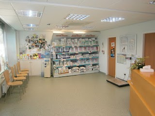 Woodcroft Vets, Offerton