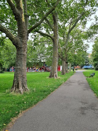 Chestnuts Park