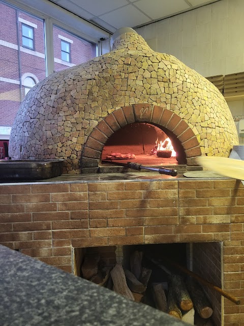 Aroma Woodfired Pizza