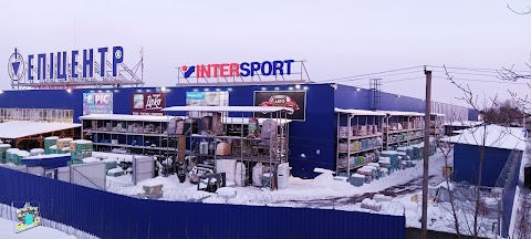 Спортивний магазин Intersport