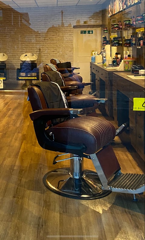 MELTON BARBER