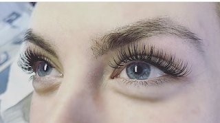 Stephanie Jade - Lash Specialist, Hair And Beauty