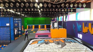 No Limitz Trampoline Park