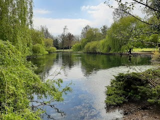 Priory Gardens