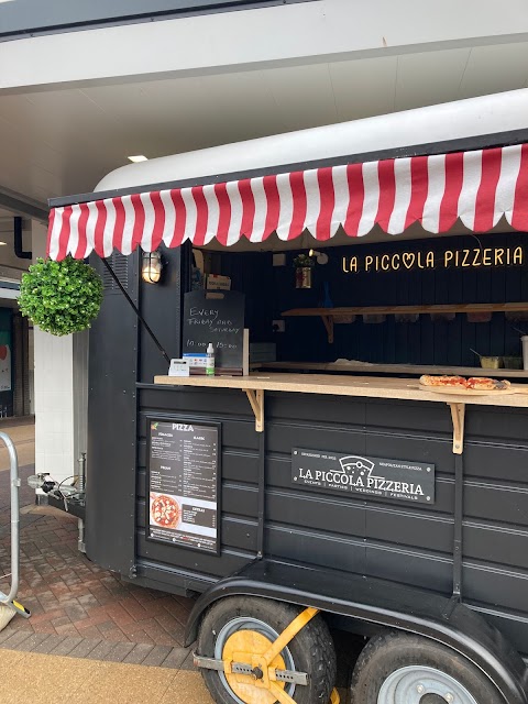 La Piccola Pizzeria