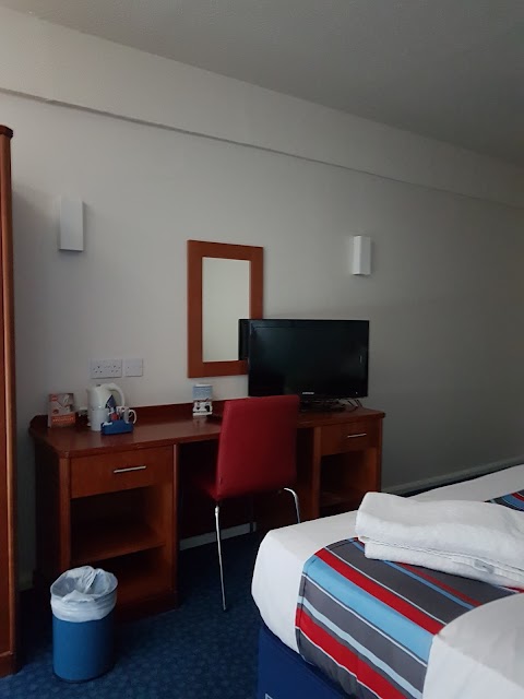 Travelodge Chester Warrington Road