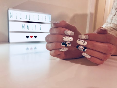 Nicolettes Nails & Education