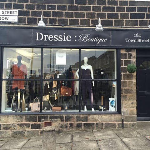 Dressie Boutique