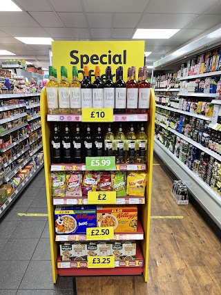 Brackley Local Store (Londis )