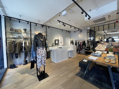 IKKS PARIS FLAGSHIP STORE