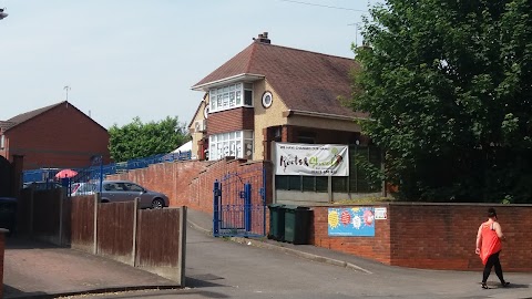 Roots and Shoots Day Nursery (& Holiday Club)