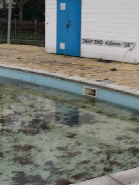 The Paddling Pool at West Ham Park