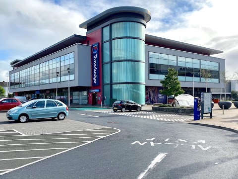 Travelodge Llanelli Central