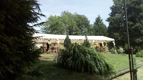 Halliford Mere Lakes & Pavilion