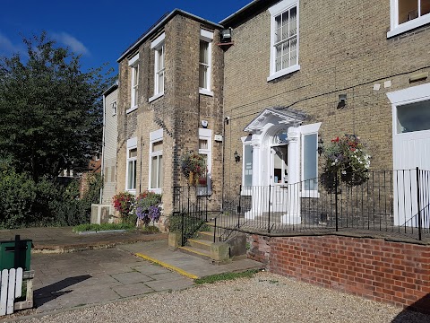 Raoul Dowding Vets, Gainsborough