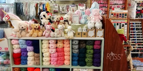 Piglets Haberdashery, Wool and Babywear