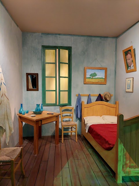 Van Gogh Belfast Exhibit: The Immersive Experience