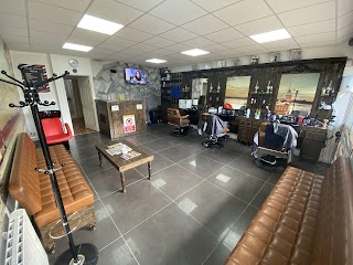 LEGEND BARBER YATE ( Traditional Turkish barber)