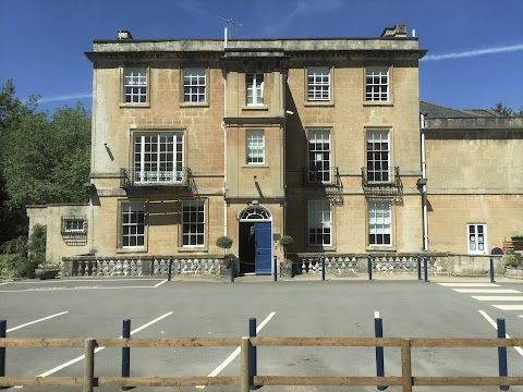 The Paragon School