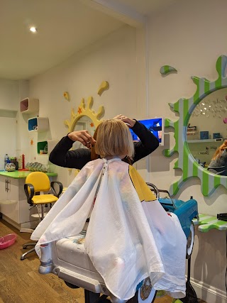 Maddie's kids salon