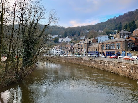 Matlock Bath Aquarium and arcade