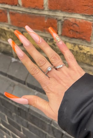 E5 Nails & Beauty - Homerton