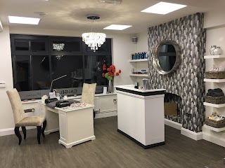 The Beauty Lounge