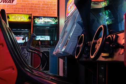 Retro Replay - Arcade, Gaming Lounge & Bar