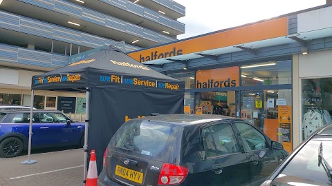 Halfords - Sunbury-on-Thames